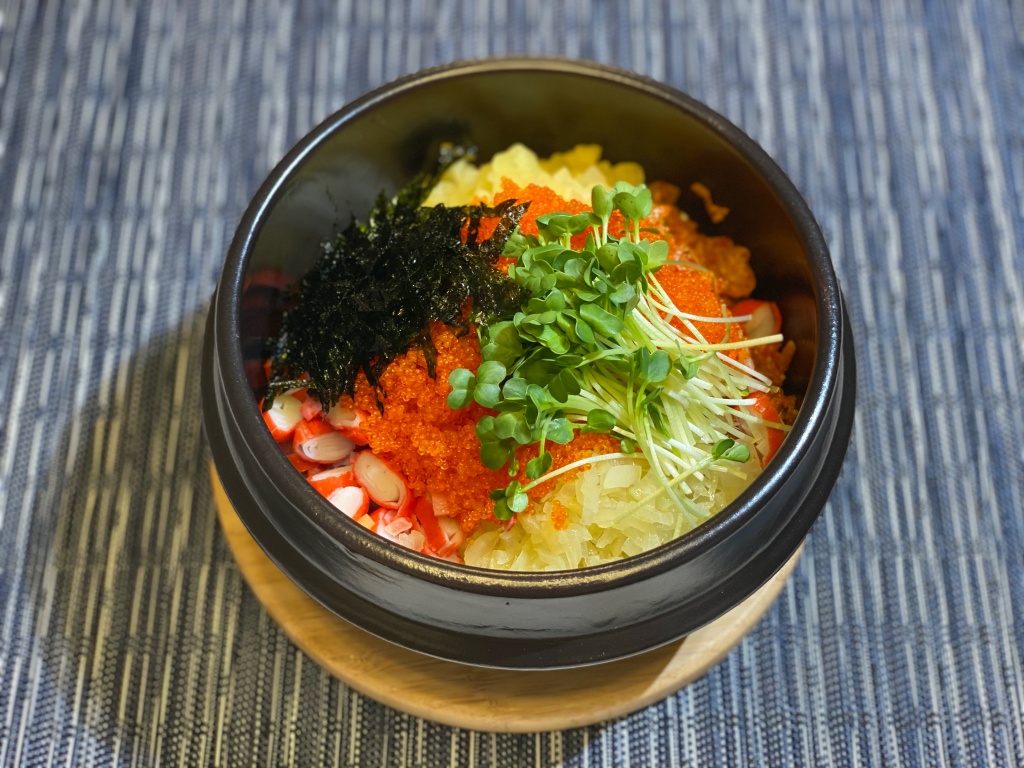 Olive家の簡単レシピ | 韓国料理 ぷちぷち感がたまりません！アツアツ、とびっこ石焼ビビンパ(アルパプ)